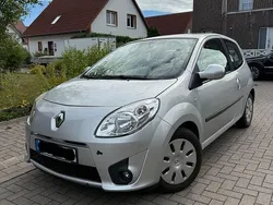 Silber Gebraucht 2009 Renault Twingo Kleinwagen | 1.950 € (Guter Preis)