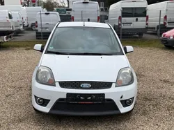 Rot Gebraucht 2008 Ford Fiesta Titanium Kleinwagen | 1.500 € (Fairer Preis)