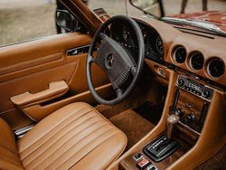 Rot Gebraucht 1974 Mercedes SL450 Cabrio | 33.000 €