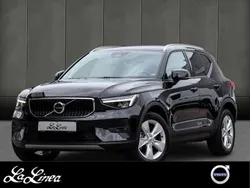 Onyx black / metallic Gebraucht 2024 Volvo XC40 Core SUV | 36.890 € (Guter Preis)