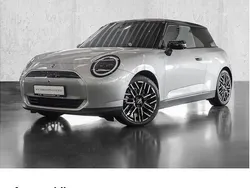 Grau Gebraucht 2024 Mini Cooper Favoured Kleinwagen | 31.110 € (Guter Preis)