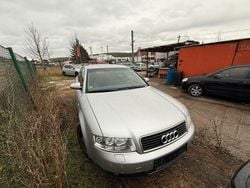 Silber Gebraucht 2001 Audi A4 Limousine | 700 € (Superpreis)