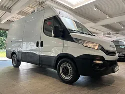 Weiß Gebraucht 2017 Iveco Daily Van / Kleinbus | 14.500 € (Fairer Preis)