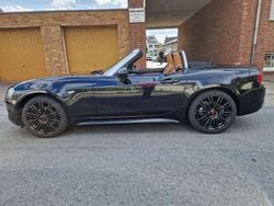 Schwarz Gebraucht 2017 Fiat 124 Spider Lusso Cabrio | 15.989 € (Fairer Preis)