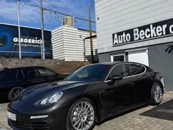 Grau Gebraucht 2014 Porsche Panamera S Limousine | 39.900 €