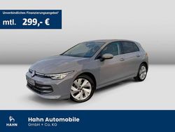 Mondsteingrau Gebraucht 2024 VW Golf Style Limousine | 28.990 € (Teuer)