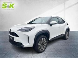 Schneeweiß Neu 2025 Toyota Yaris Hybrid Team Kleinwagen | 31.290 € (Etwas zu teuer)