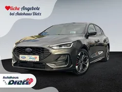 Magneticgrau (metallic) Gebraucht 2024 Ford Focus ST-Line X Kleinwagen | 30.900 € (Etwas zu teuer)