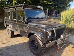 Schwarz Gebraucht 2001 Land Rover Defender SUV | 20.000 €