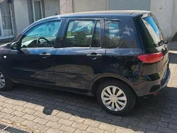 Blau Gebraucht 2005 Mazda 2 Kleinwagen | 1.100 €