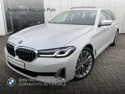 Mineralweiß Gebraucht 2022 BMW 530 Sport Line Kombi | 41.804 € (Etwas zu teuer)