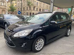 Schwarz Gebraucht 2011 Ford Grand C-Max Titanium Van / Kleinbus | 5.950 € (Fairer Preis)