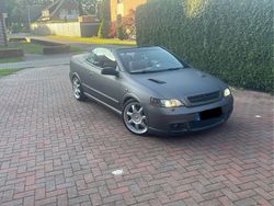 Grau Gebraucht 2002 Opel Astra Cabriolet Cabrio | 3.450 € (Etwas zu teuer)