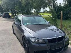 Grau Gebraucht 2007 BMW 330 Kombi | 2.500 € (Superpreis)