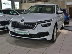 Weiß Gebraucht 2021 Skoda Kamiq Style SUV | 13.980 € (Fairer Preis)