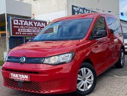 Rot Gebraucht 2021 VW Caddy Basis Van / Kleinbus | 14.990 € (Teuer)