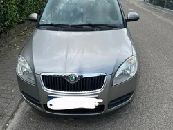 Gold Gebraucht 2008 Skoda Fabia Kleinwagen | 1.450 € (Guter Preis)