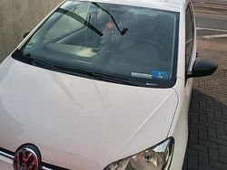 Weiß Gebraucht 2018 VW up! Kleinwagen | 5.500 € (Superpreis)