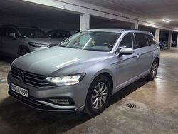 Silber Gebraucht 2020 VW Passat Business Kombi | 22.200 € (Guter Preis)