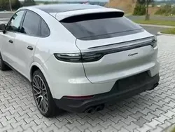 Gebraucht 2022 Porsche Cayenne Platinum Edition SUV | 58.620 €