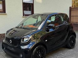 Schwarz Gebraucht 2016 Smart ForTwo Coupé Prime Coupé | 7.990 € (Fairer Preis)