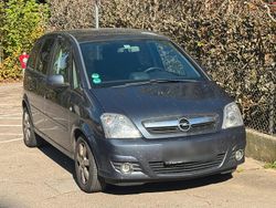 Blau Gebraucht 2010 Opel Meriva Edition Van / Kleinbus | 2.999 € (Etwas zu teuer)