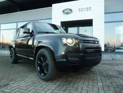 Santorini black Neu 2025 Land Rover Defender HSE SUV | 95.890 € (Fairer Preis)