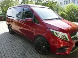 Hyazinthrot metallic Gebraucht 2020 Mercedes Vito Marco Polo Van / Kleinbus | 57.000 €