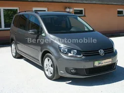Grau Gebraucht 2012 VW Touran Match Van / Kleinbus | 10.995 € (Fairer Preis)