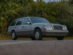 Silber Gebraucht 1995 Mercedes E320 Kombi | 7.500 €