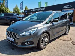 Grau Gebraucht 2018 Ford S-MAX S Van / Kleinbus | 18.690 € (Fairer Preis)