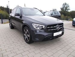 Graphitgrau Gebraucht 2021 Mercedes GLC200 Night SUV | 33.500 € (Superpreis)