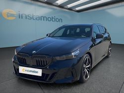 Schwarz Neu 2025 BMW 540 Kombi | 77.049 € (Guter Preis)