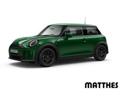 Gruen Gebraucht 2022 Mini Cooper Premium Kleinwagen | 21.450 € (Superpreis)
