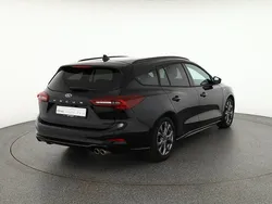 Schwarz Neu 2025 Ford Focus ST-Line X Kombi | 28.490 € (Guter Preis)