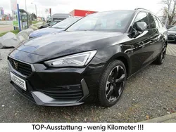 Schwarz Gebraucht 2024 Cupra Leon Limousine | 29.975 € (Guter Preis)