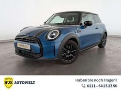 Blau Gebraucht 2023 Mini Cooper Classic Kleinwagen | 24.560 € (Fairer Preis)