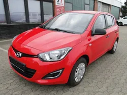 Rot Gebraucht 2013 Hyundai i20 Edition Kleinwagen | 2.900 € (Guter Preis)