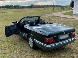 Gebraucht 1993 Mercedes E220 Cabrio | 16.499 €