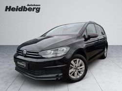 Schwarz Gebraucht 2024 VW Touran Van / Kleinbus | 32.880 € (Fairer Preis)