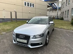 Silber Gebraucht 2011 Audi A4 Attraction Kombi | 5.950 € (Superpreis)
