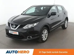 Schwarz Gebraucht 2015 Nissan Qashqai Acenta SUV | 11.290 € (Fairer Preis)