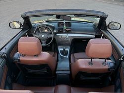 Schwarz Gebraucht 2011 BMW 118 Cabriolet Performance Cabrio | 9.500 € (Teuer)