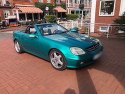 Grün Gebraucht 2001 Mercedes SLK230 Cabrio | 15.000 €