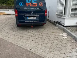 Blau Gebraucht 2016 Mercedes Vito Van / Kleinbus | 16.999 €