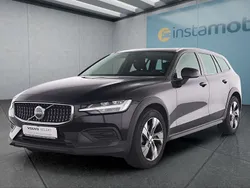 Grau Gebraucht 2023 Volvo V60 Kombi | 35.399 € (Guter Preis)