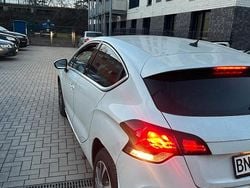 Weiß Gebraucht 2011 Citroën DS4 So Chic Kleinwagen | 8.250 € (Fairer Preis)