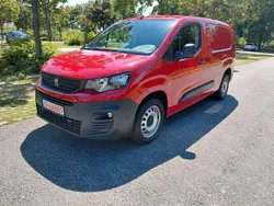 Rot Gebraucht 2021 Peugeot Partner Van / Kleinbus | 7.590 € (Etwas zu teuer)