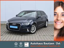 Blau Gebraucht 2017 Audi A3 Sportback Sport Limousine | 18.880 € (Fairer Preis)
