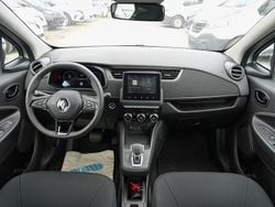 Weiß Gebraucht 2022 Renault Zoe Life Kleinwagen | 13.990 € (Guter Preis)